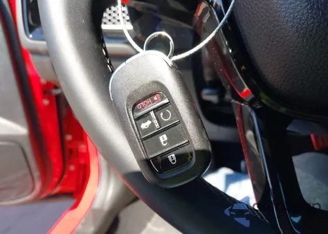 2025 Honda Civic Sport z USA, uszkodzony, nr VIN 2HGFE2F58SH586733